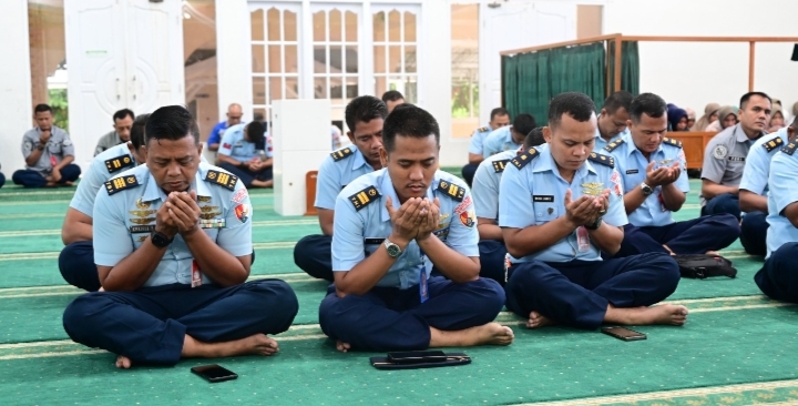 Amalan Ringan Penuh Keutamaan, Kajian Dhuha Bersama Ustadz H. Marhalim di Masjid Amrullah