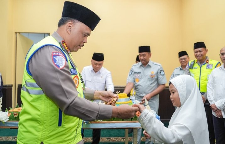 Awali Operasi Ketupat 2026, Kakorlantas Polri Gelar Doa Bersama di Posko Command Center KM 29
