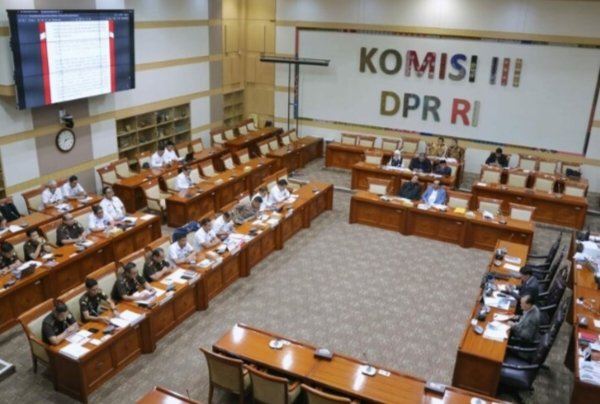 BNN Paparkan Penanganan Kasus Penyelundupan 1,9 TON SABU dalam RDP KOMISI III DPR RI