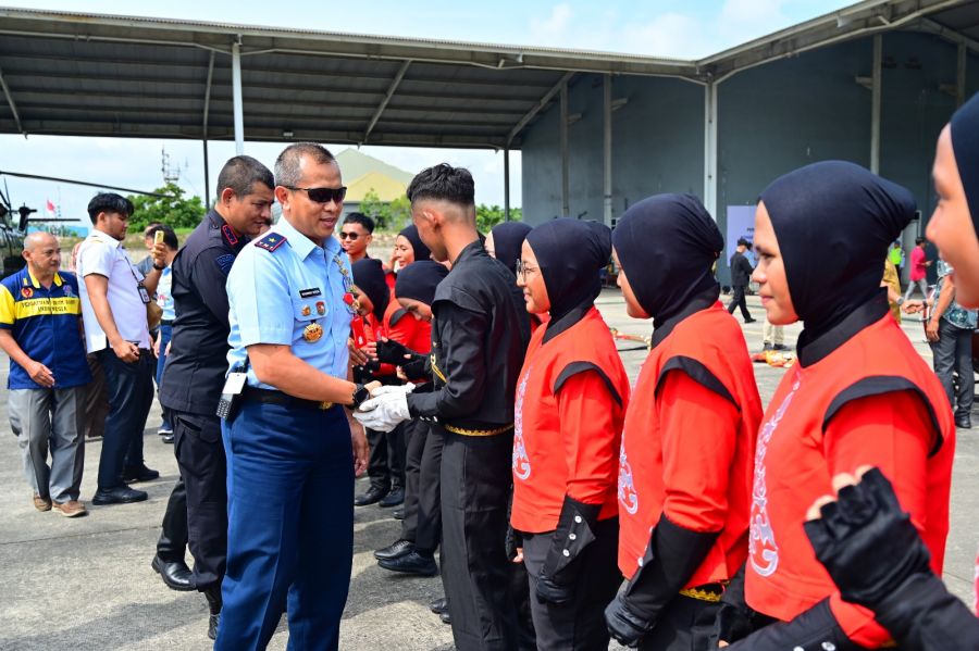 Danlanud Roesmin Nurjadin Hadiri Pelepasan Atlet PDBI Riau