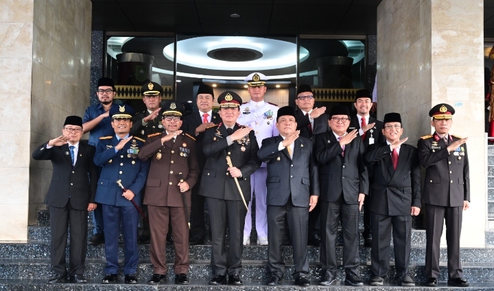 Danlanud Roesmin Nurjadin Hadiri Upacara Peringatan Hari Bhayangkara ke-78