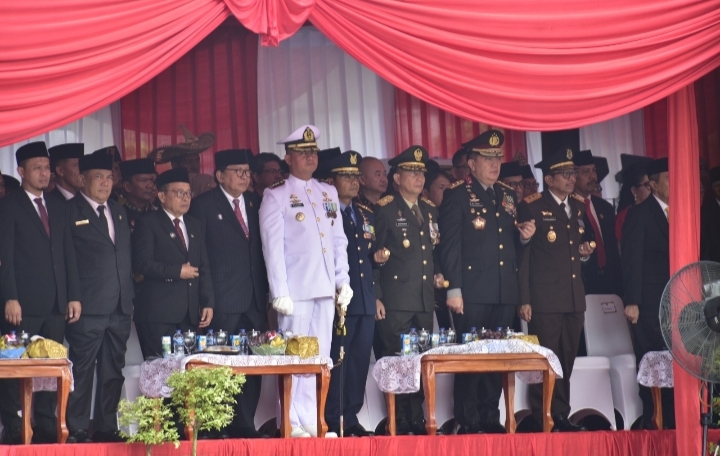 Danlanud Roesmin Nurjadin Hadiri Upacara HUT ke-79 Republik Indonesia Tingkat Provinsi Riau