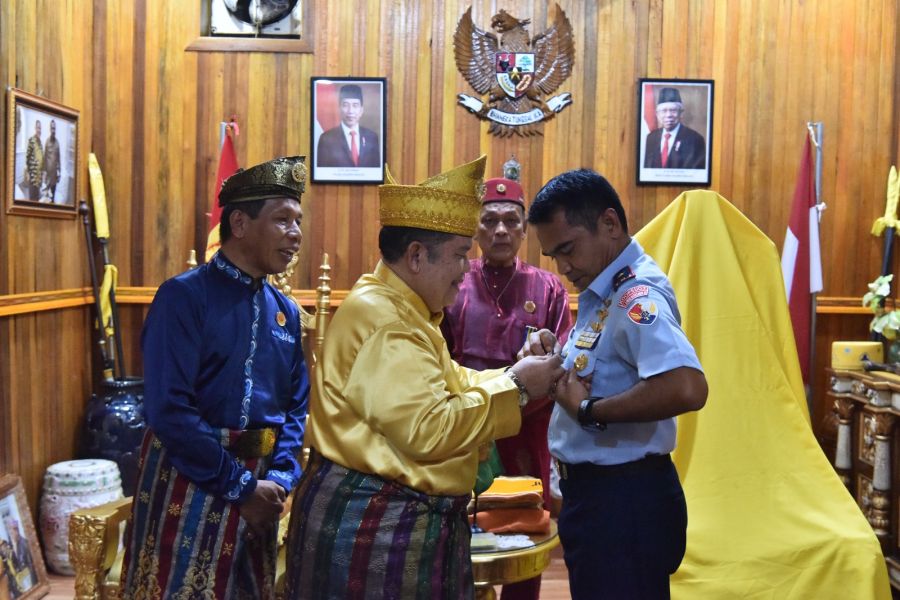 Danlanud Roesmin Nurjadin Hadiri Undangan Jamuan Kehormatan Kesultanan Diradja Air Tiris Melayu