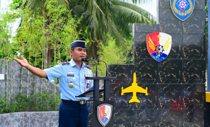 Danlanud Roesmin Nurjadin Resmikan Gapura dan Taman I Love Pekanbaru