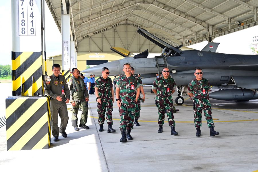 Danlanud Roesmin Nurjadin Sambut Kedatangan Dragon Flight