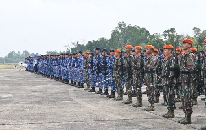 Danlanud RSN Pimpin Upacara Bendera 17-an, Tegaskan Disiplin dan Profesionalisme Prajurit