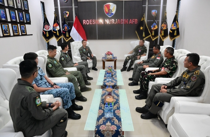 Danlanud RSN Sambut Hangat Delegasi RSAF Jelang Latihan Manyar Indopura ke-20