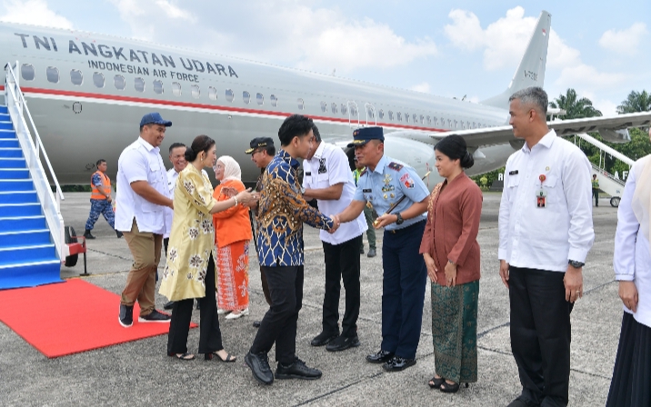Danlanud RSN Sambut Kedatangan Wapres Gibran di Riau untuk Buka Festival Pacu Jalur 2025