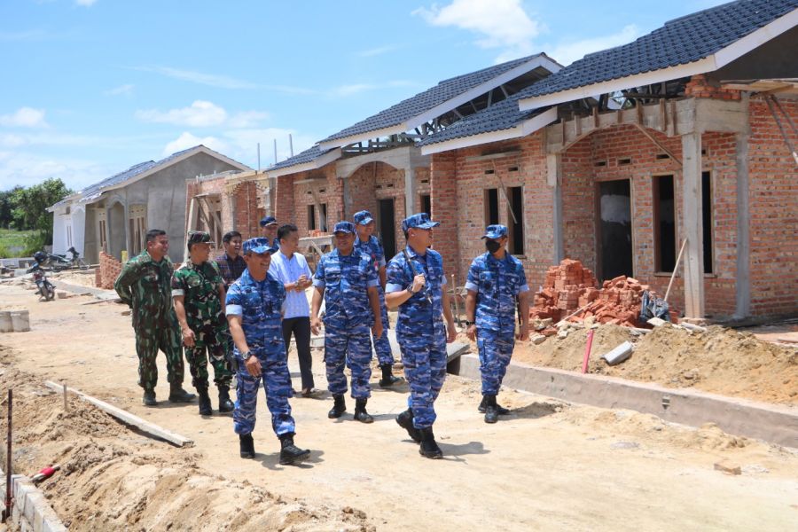 Danlanud Rsn Tinjau Rumah Non Dinas TNI AU