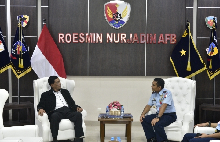 Dewan Komisaris Angkasa Pura II, Marsda TNI (Purn) Abdul Muis Kunjungi Lanud Roesmin Nurjadin