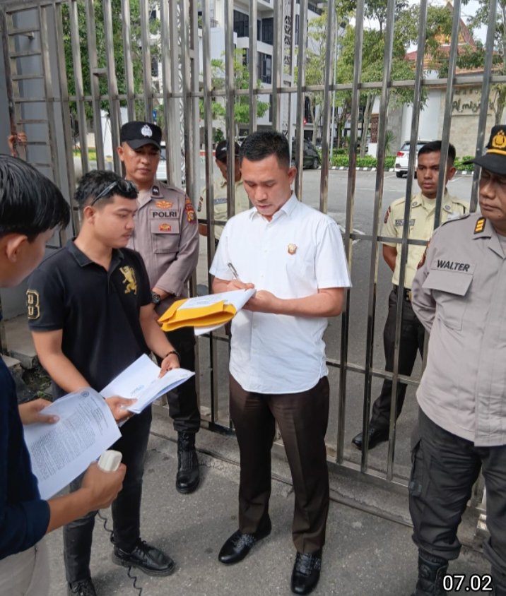 Dugaan Skandal Gedung DPRD Rohul Rp35,5 Miliar, Kejati Riau limpahkan ke Kejari Rohul,Ada Apa !