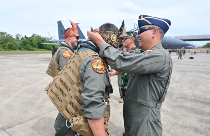 Flight Tempur F-15 USAF Tiba di Pekanbaru, Tandai Dimulainya Latihan Cope West 2025