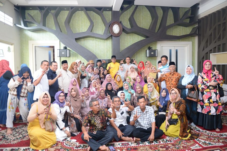 Halal Bihalal Keluarga Besar Petarung Dihadiri Gubernur Riau