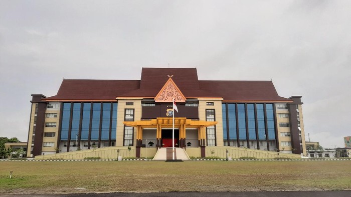 Kapolda NTB Irjen Pol M Iqbal akan Gantikan Kapolda Riau