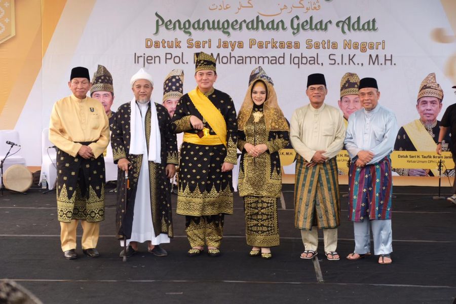 Kapolda Riau Gelar Pesta Rakyat Sebagai Wujud Rasa Syukur Penganugerahan Gelar Adat