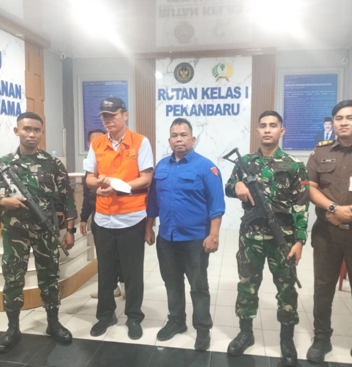 Kejati Riau tahan Direktur  Utama PT. TENGGANAU MANDIRI LESTARI 