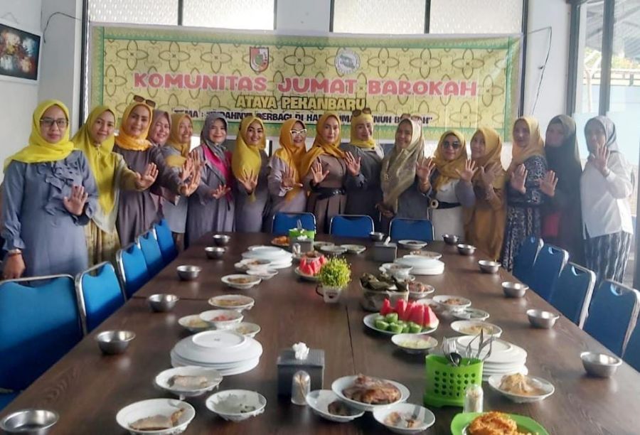 Komunitas Ibu-ibu ATAYA Kembali Adakan Jumat Barokah