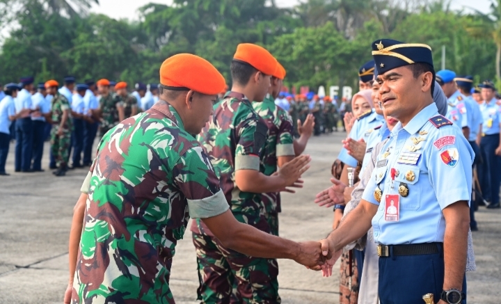 Lanud Roesmin Nurjadin Gelar Apel Luar Biasa Dan Halal Bihalal Idul Fitri 1445 H/2024 M