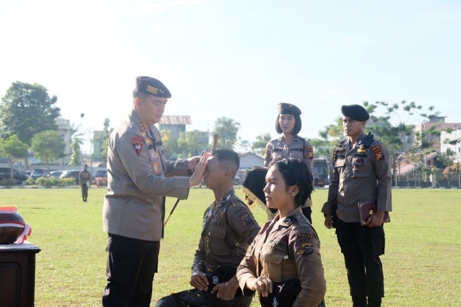Pembaretan Bintara Angkatan 48, Kapolda Riau: Jangan Lupakan Jasa Orang Tua