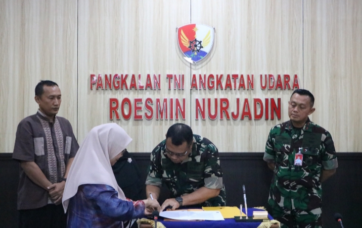 Penandatanganan Pelepasan Hak Tanah Pengganti Aset TNI AU Digelar di Lanud RSN