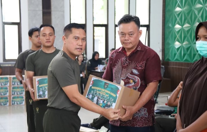 Peringati HUT Ke-81 TNI, Pangdam XIX/Tuanku Tambusai Tinjau Donor Darah dan Pengobatan Gratis