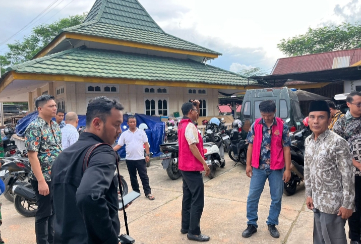 PERKARA DUGAAN TINDAK PIDANA KORUPSI PENGELOLAAN
KEUANGAN DAERAH DI PERUMDA BPR INDRA ARTA