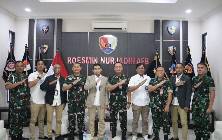 Perkuat Sinergi Penerbangan, Danlanud RSN Terima Kunjungan GM Baru Bandara SSK II Pekanbaru