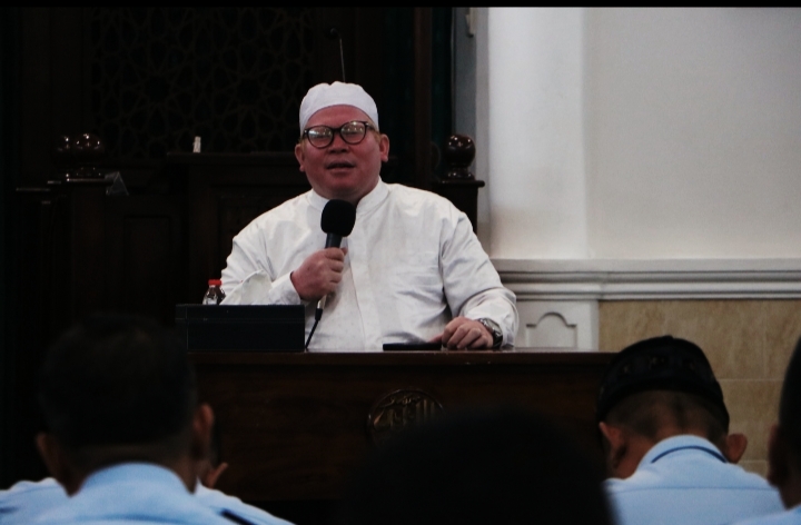 Personel Lanud Roesmin Nurjadin Ikuti Kajian Rutin Ibadah Dhuha