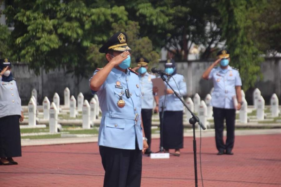 Pimpin Upacara Penghormatan di TMP, Kakanwil Kemenkumham: Jangan Kendor dan Tetap Semangat