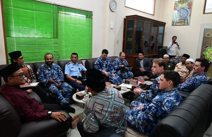 RAAF Kunjungi Rumah Ibadah di Pekanbaru, Kagumi Toleransi Umat Beragama Indonesia