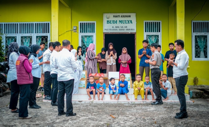 Ramadhan Berbagi: Polres Rokan Hulu Salurkan Bansos untuk Anak Panti Asuhan, Ghorim, dan Kaum Duafa