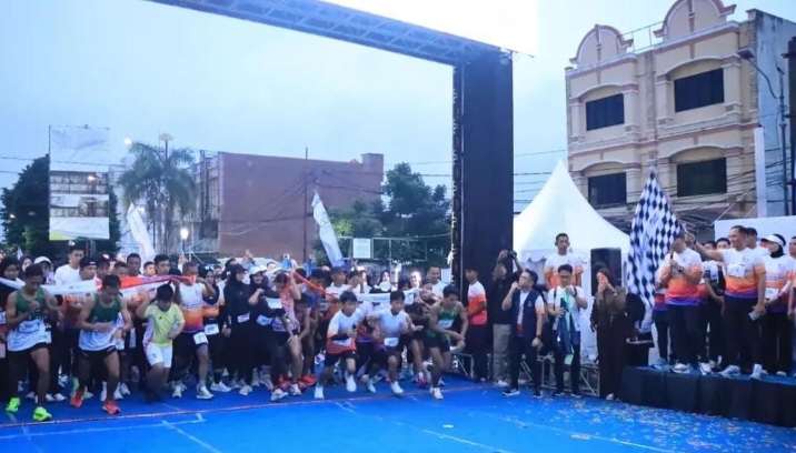 Rayakan HUT ke-60, Kapolda dan Gubernur Lampung Lepas Ribuan Peserta Bank Lampung Run 2026