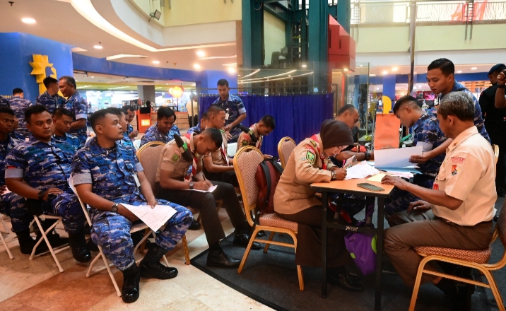 Semarak Bakti Teritorial Prima, Lanud RSN Gelar Donor Darah dan Layanan Kesehatan Gratis di Mall SKA