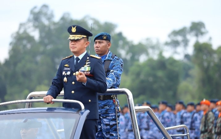 Teguhkan Semangat “Pengabdian Tanpa Batas”, Lanud RSN Gelar Upacara HUT ke-80 TNI AU