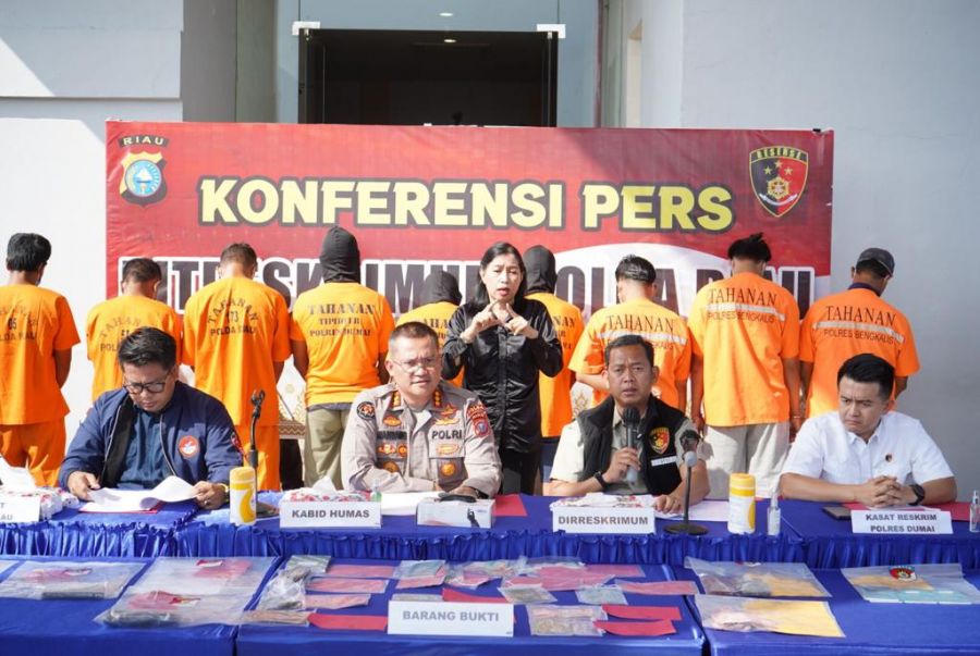 Tim Satgas TPPO Polda Riau beserta Jajaran berhasil Menggagalkan Penyelundupan 39 PMI Ilegal