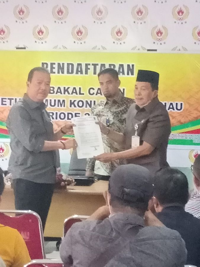 Tim Sukses Balon Ketum KONI Riau Iskandar Husien Datangi Kantor KONI Riau