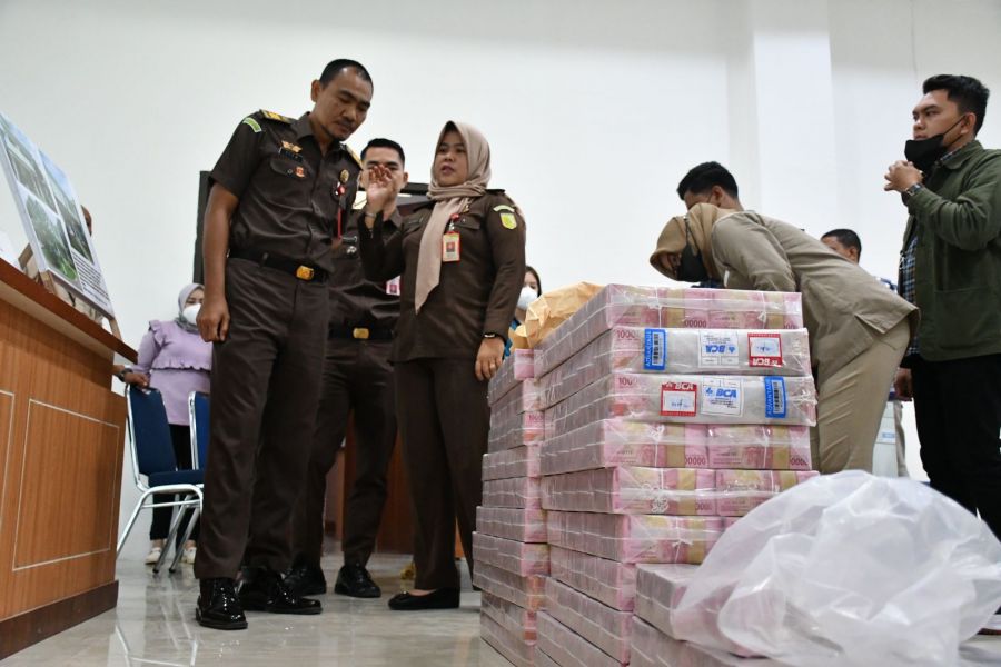 Penyidik Tindak Pidana Pencucian Uang Sita Aset Senilai 23,7 Miliar dari MTN PT. SNP pada Bank Jambi