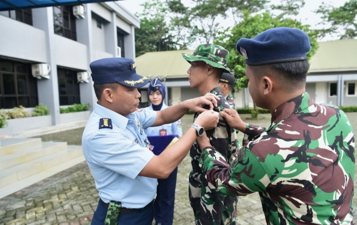 Tradisi Orientasi Pengenalan Pangkalan Lanud Roesmin Nurjadin Resmi Ditutup