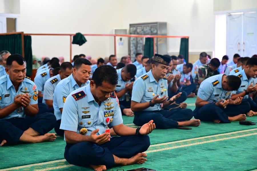 Untuk Menambah Pemahaman Keagamaan Personel Lanud Roesmin Nurjadin Rutin Laksanakan Kajian Keislaman