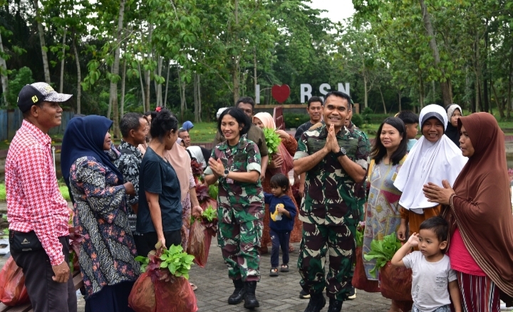 Upaya Ketahanan Pangan Terus Berlanjut, Taman I Love Rsn Kembali Panen Sayur