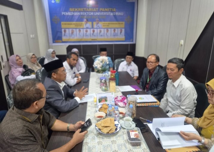 Usung Visi “UNRI Unggul, Berdampak, dan Berkelas Dunia”Prof Iwantono resmi daftar calon Rektor UNRI