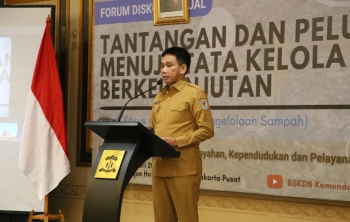 Wamendagri Wiyagus Tekankan Pentingnya Kolaborasi Pemda Atasi Persoalan Persampahan