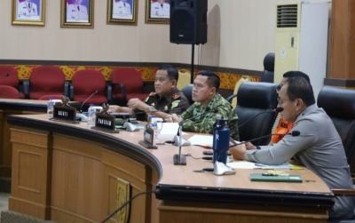 kodam-xixtuanku-tambusai-perkuat-penanganan-karhutla-sinergi-terpusat-bersama-bnpb
